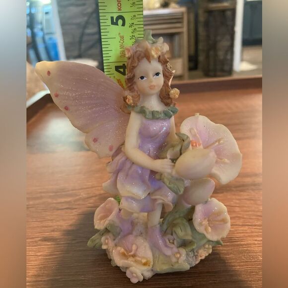 Fairy Resin Figurine 4-1/2” Tall - Picture 5 of 5